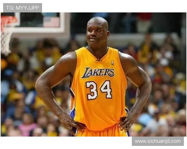 加内特赞文班亚马独特天赋称其为KD与奥尼尔的完美结合体